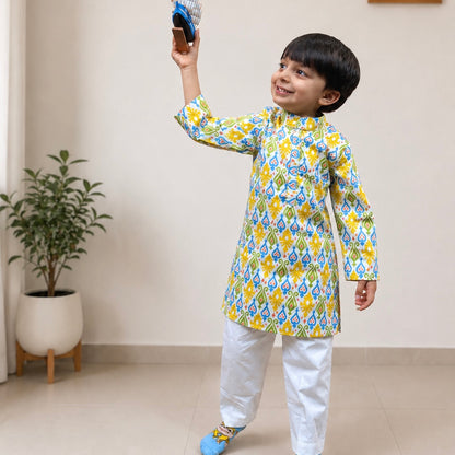 Boys Kurta Set- Colorful Ikkat